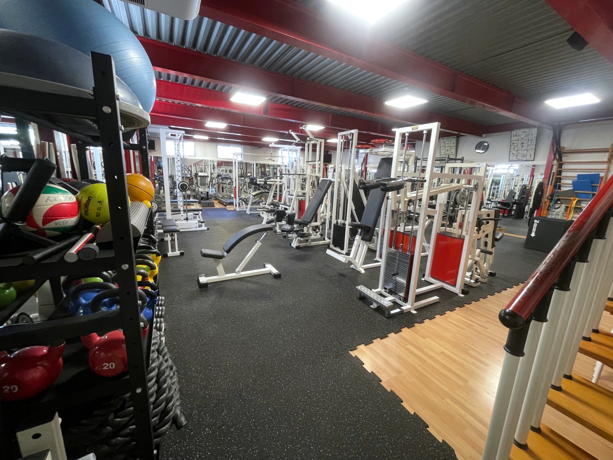 sala pesi_02